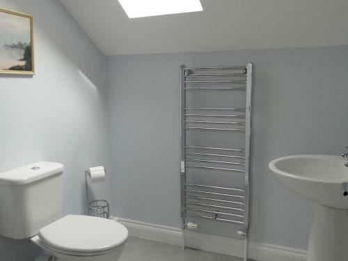 2 Carlton Mews