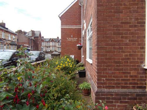 Hostal St Anne's Road Guest House