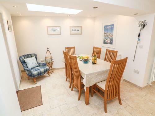 Puffin Cottage, Falmouth