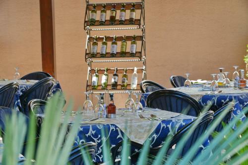 Hostal Rooms Dobrotski Dvori
