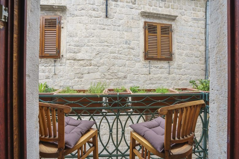 Apartments Wine House Old Town