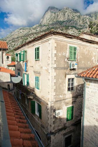Hostal Guest House Forza Lux