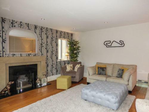 Willow Brook, Glossop