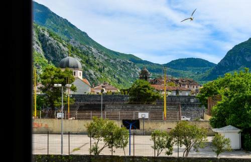 Kotor Tianis Apartments