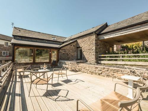 The Owl House, Llanfyllin