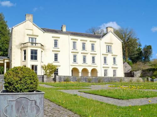 Llandremor Fawr Cottage