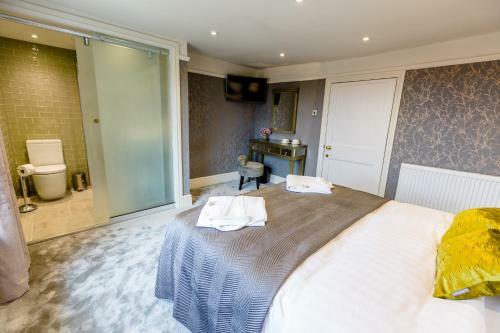 Hotel Vaulty Manor