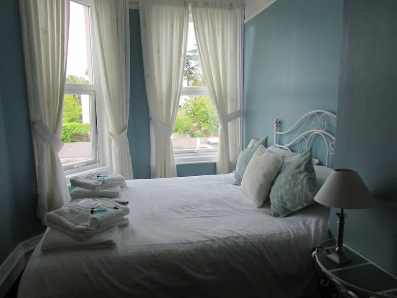 Hostal Birchwood House