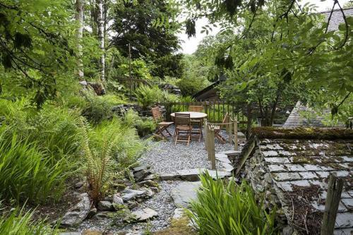 Weir Cottage