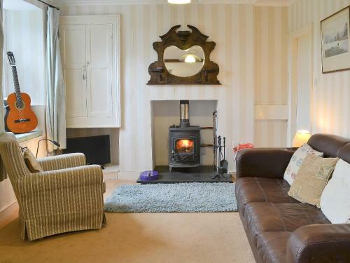 Rhubarb Cottage