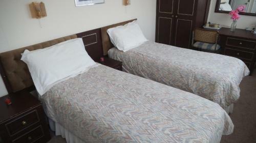 Hostal Thalatta Guest House