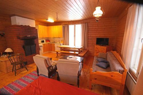 Agroturismo M�kel�n Lomatuvat Bed And Breakfast