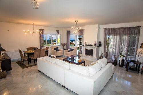 Elite Villa Sea Paradise 200m. From The Beach.