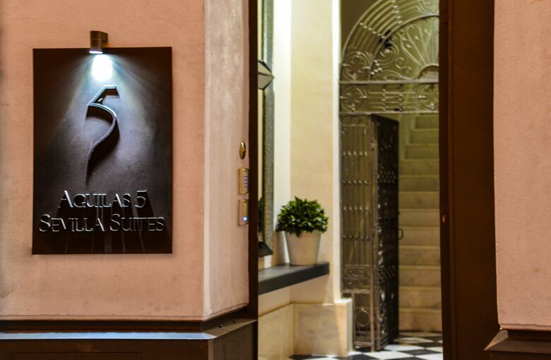 Hotel Aguilas 5 Sevilla Suites