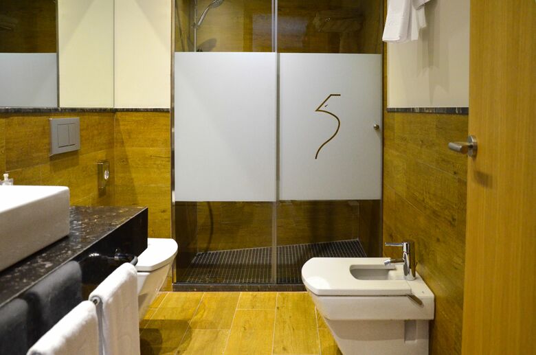 Hotel Aguilas 5 Sevilla Suites