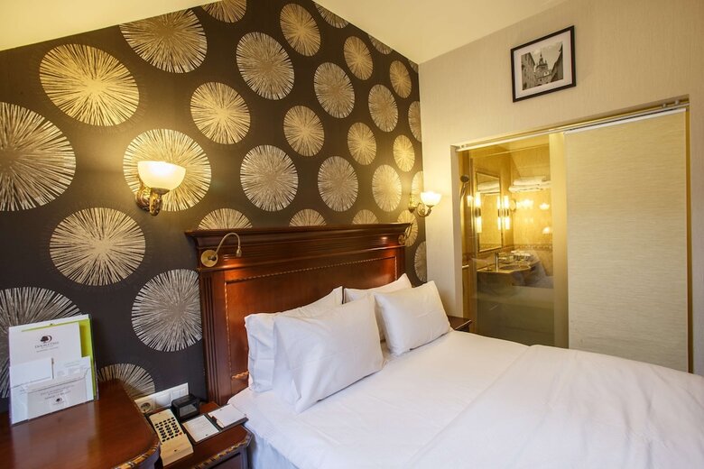 Doubletree By Hilton Hotel Sighisoara - Cavaler