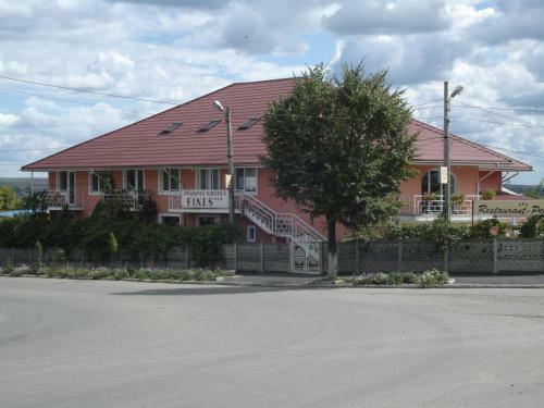 Hostal Pensiunea Fines