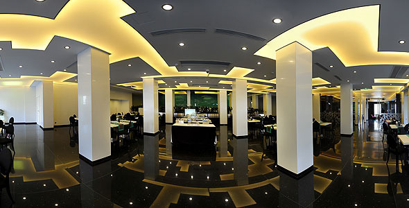 Plaza V Hotel