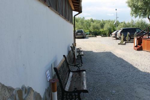 Hostal Pensiunea Califar