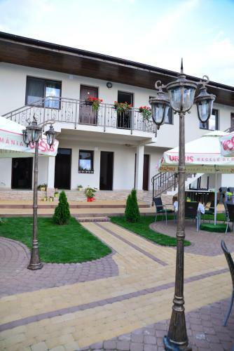 Bed & Breakfast Pensiune Restaurant Flamingo