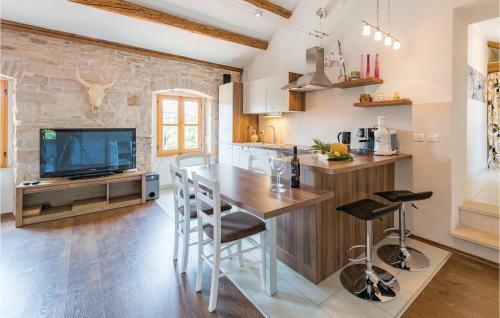 One-bedroom Apartment In Kaldanija