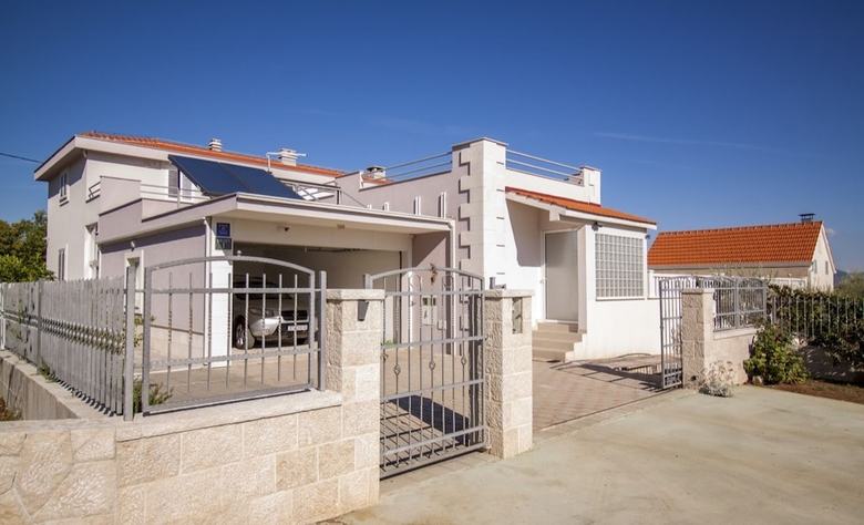 Villa Delic