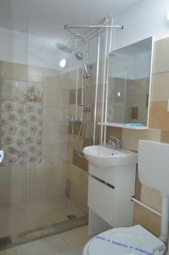 Hostal Complex Minerva - Vilele Alina & Aura