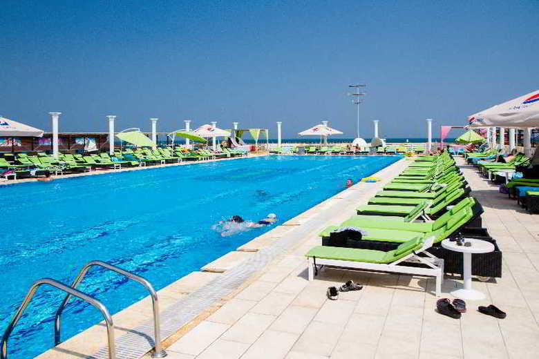 Aparthotel Phoenicia Holiday Resort
