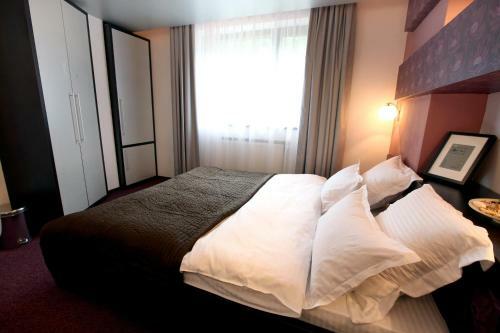 Ambiance Hotel