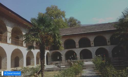 Canal Hostel