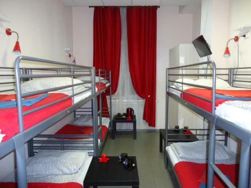 Hostel Na Vologodskoi (former Teremok)