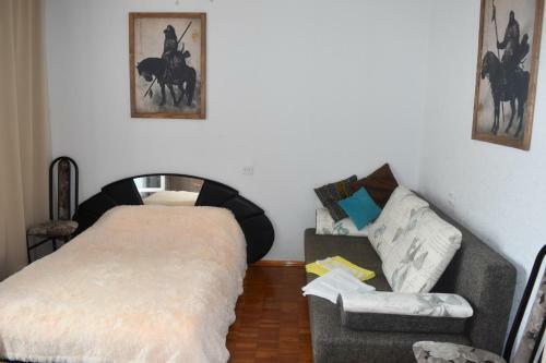 Apartment On Ploshchad Lenina 3