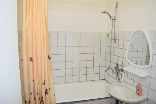 Apartment On Ploshchad Lenina 3