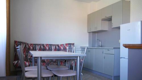 Hostal Dom19 Vishneviy33