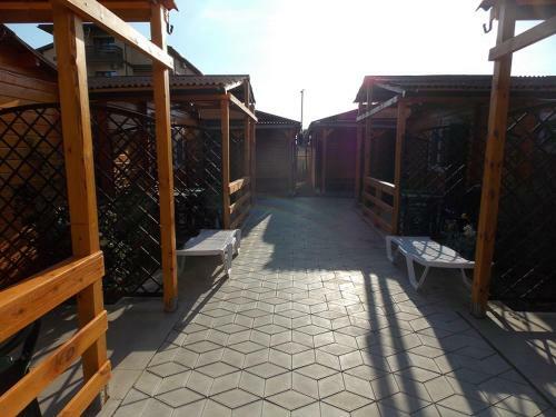 Lazurnyi 32 Cottages