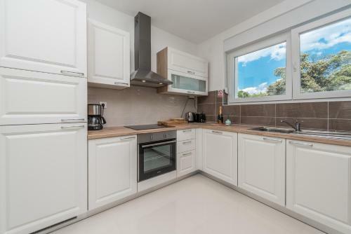 Apartamento Medima, Luxury Ap. With Private Pool