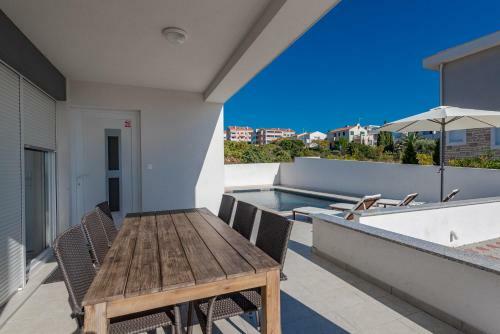 Apartamento Medima, Luxury Ap. With Private Pool