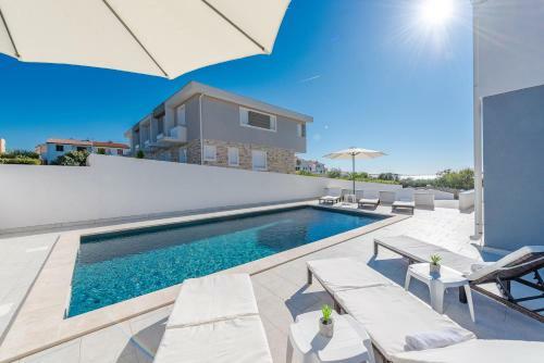 Apartamento Medima, Luxury Ap. With Private Pool