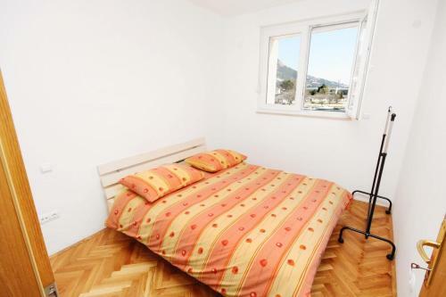 Apartments By The Sea Omis - 6073