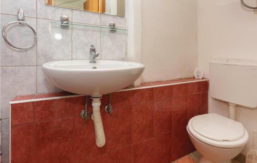 One-bedroom Apartment In Omis