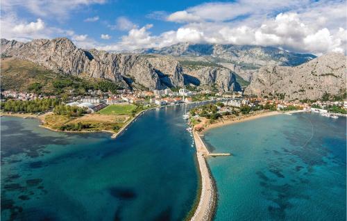 One-bedroom Apartment In Omis