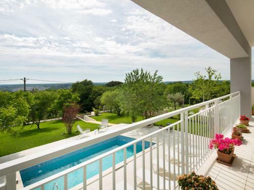 Exqusite Villa In Stanisovi With Swimming Pool