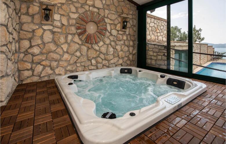Holiday Home Kremeno Cr