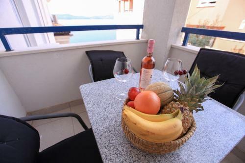 Apartments Gabrijela - Villa Komarna