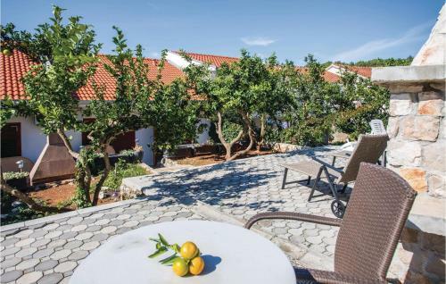 Two-bedroom Apartment In Komarna