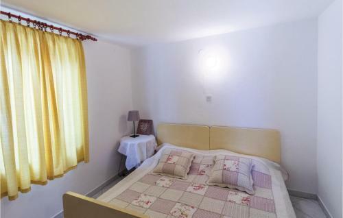 Three-bedroom Apartment In Komarna