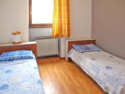 Apartment Haus Margerita (pul509)