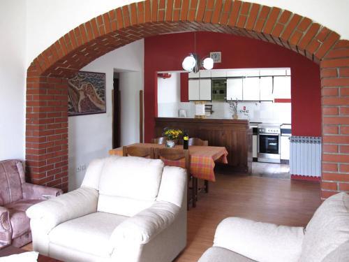 Apartment Haus Margerita (pul509)