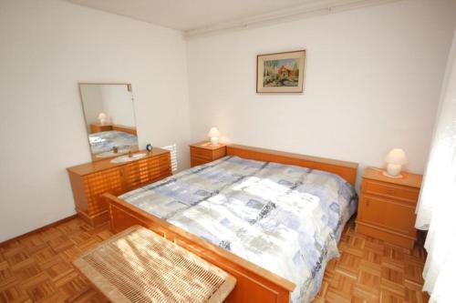 Apartments With A Parking Space Fazana - 7230