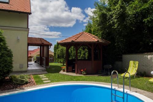 Holiday Home In Balatonf?zfo 35646